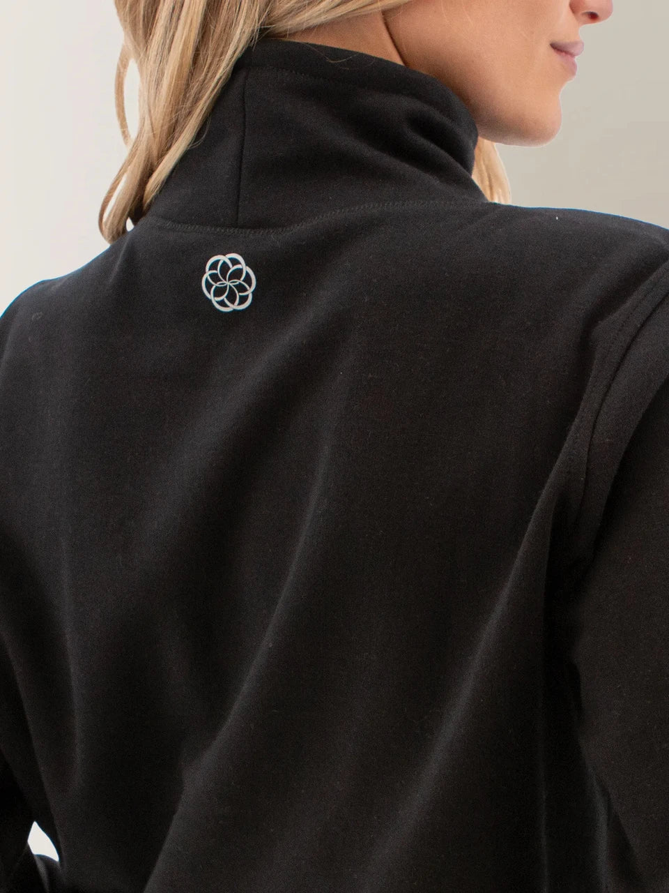 AVENTURA Dog-Walker Top
