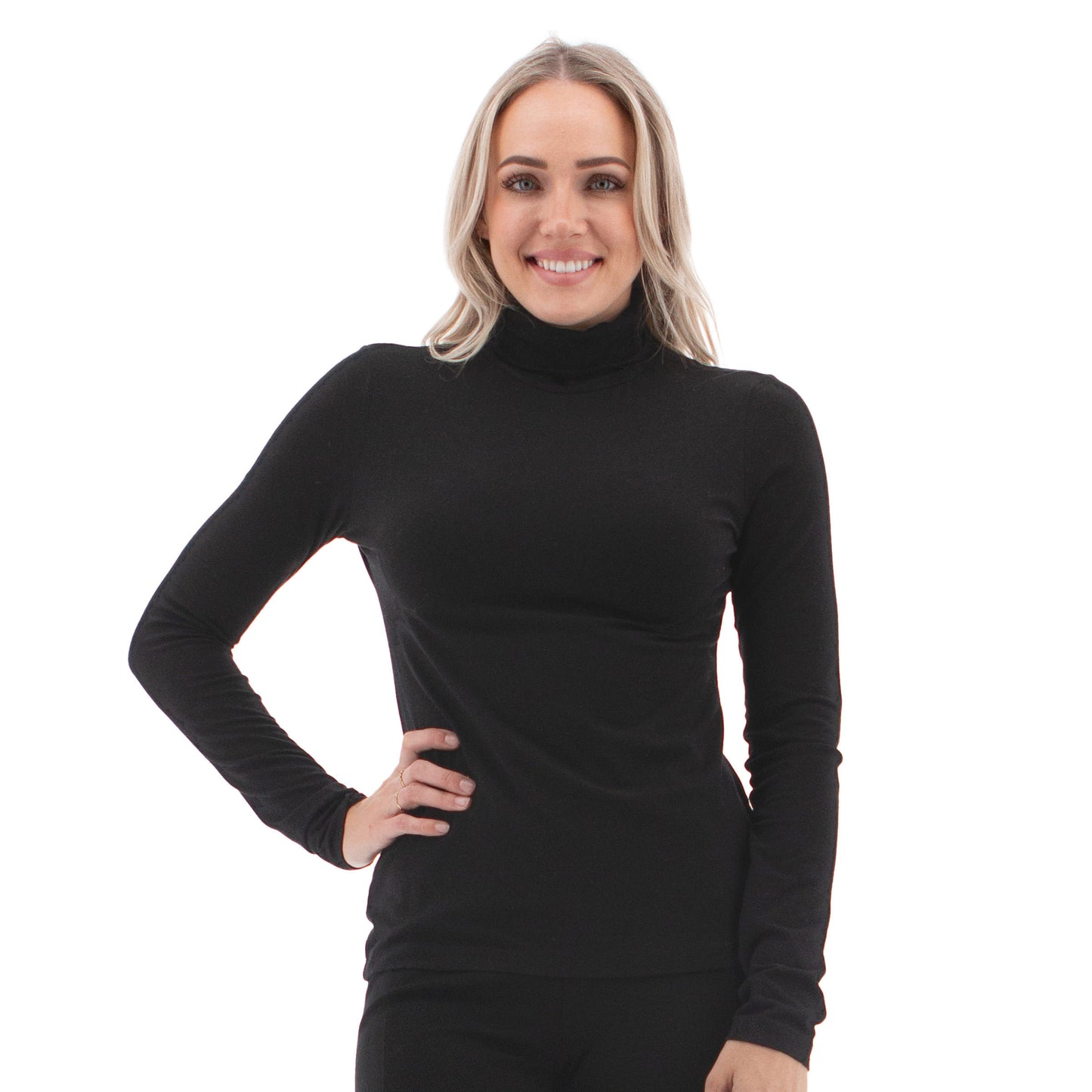 AVENTURA Eden Turtleneck