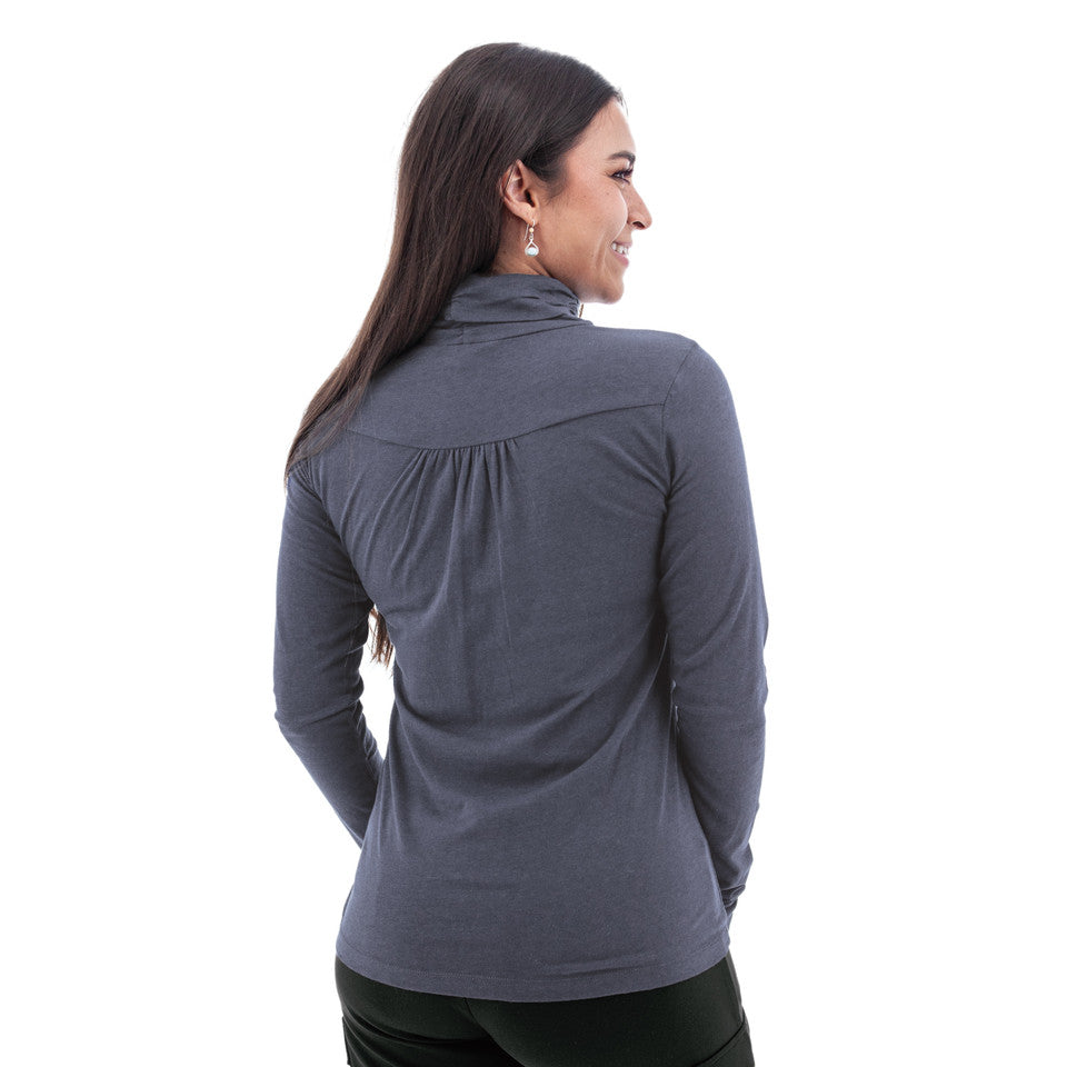 AVENTURA Eden Turtleneck