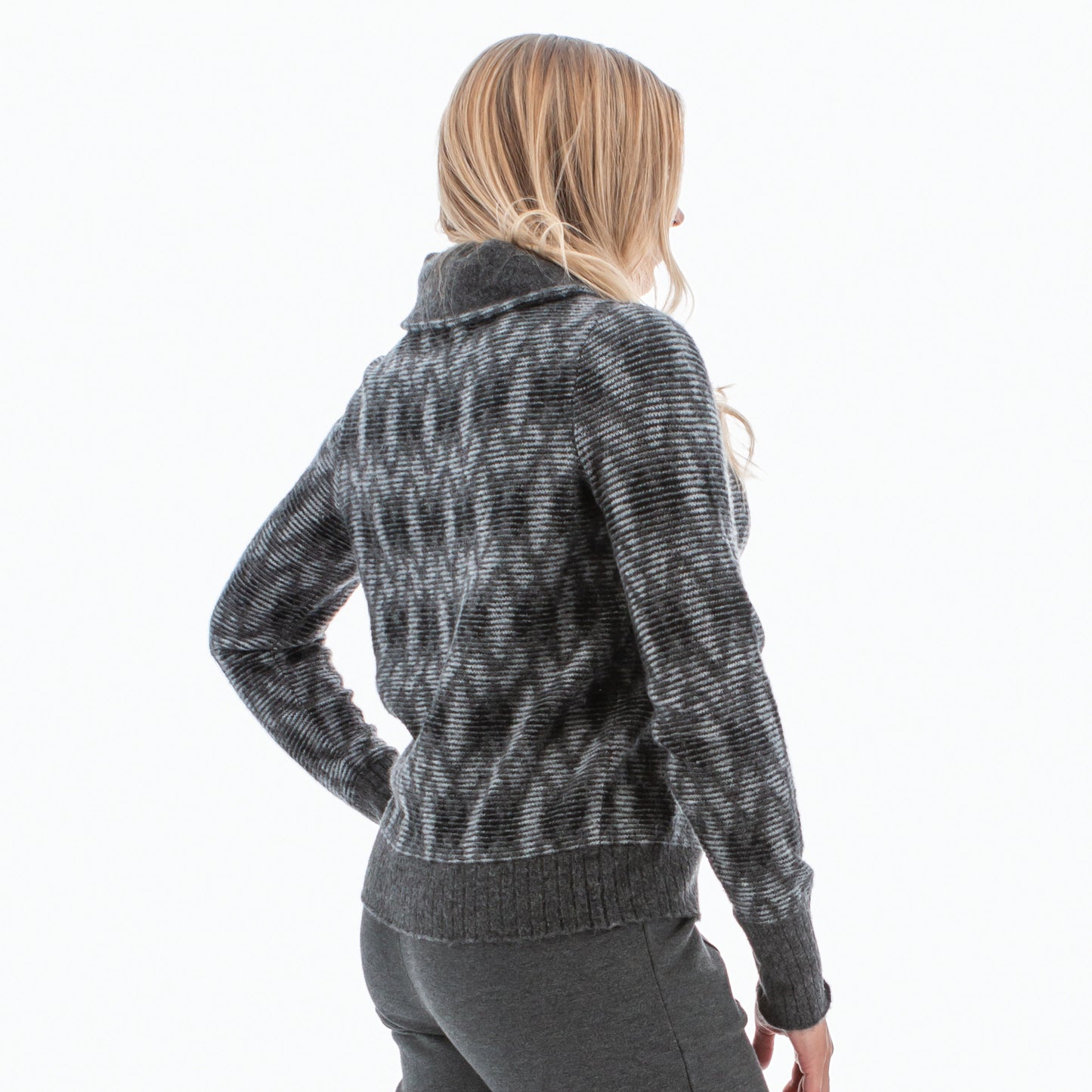 AVENTURA Paragon Sweater