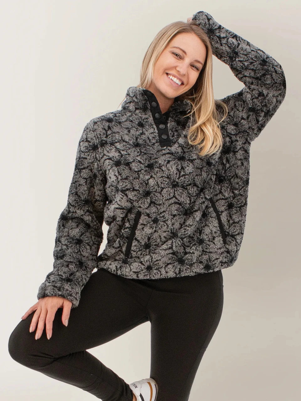AVENTURA Wintertide Fleece Top