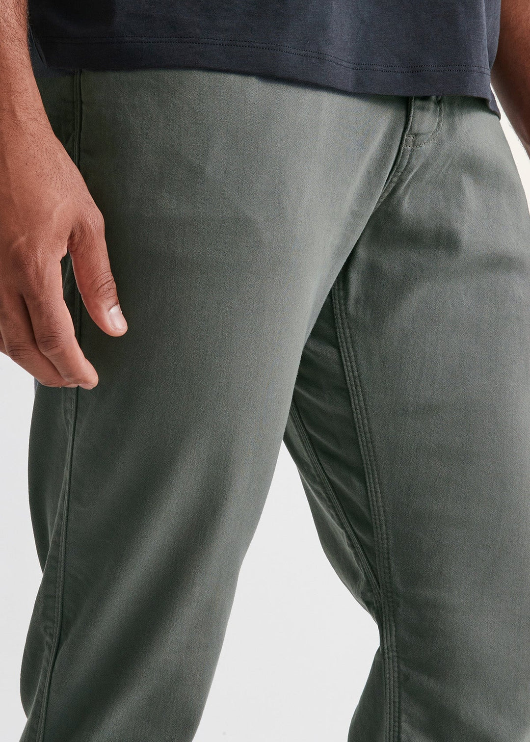 DUER No Sweat Relaxed Taper Men's