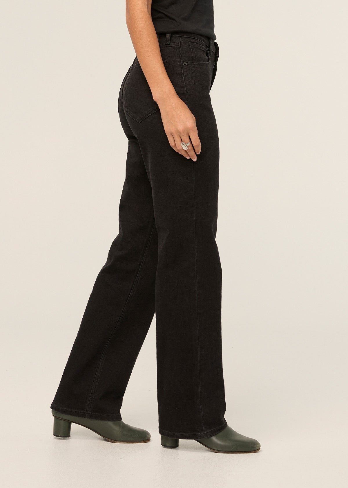 DUER Performance Denim+ High Rise Straight Women's