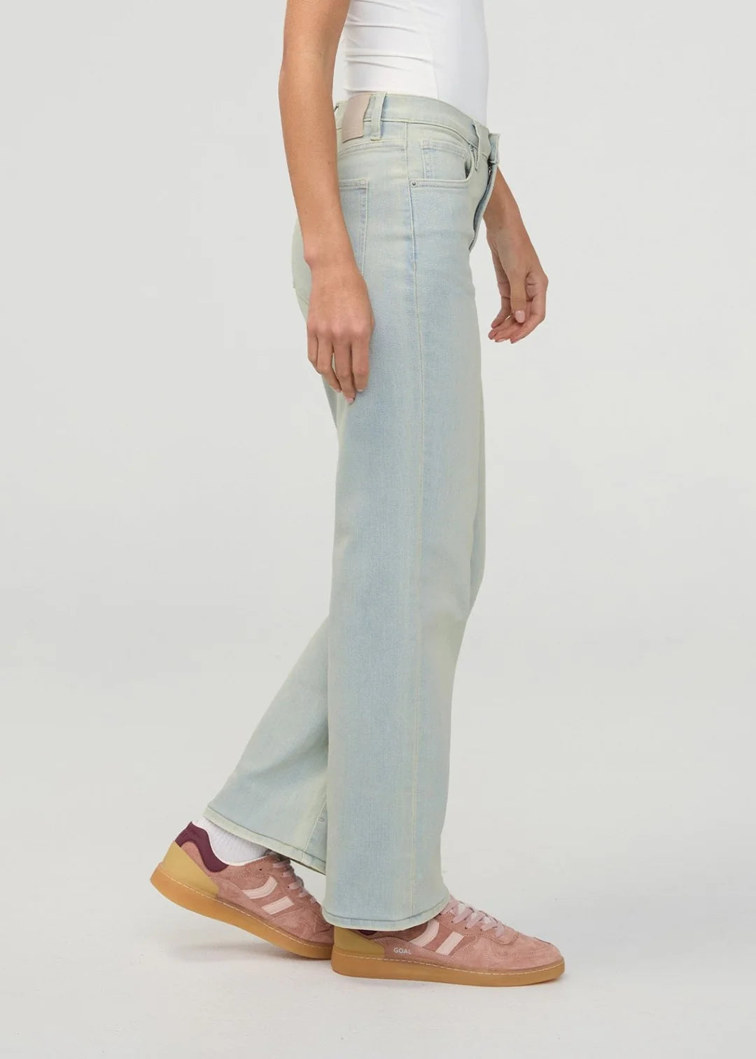 DUER Performance Denim+ High Rise Straight Women's