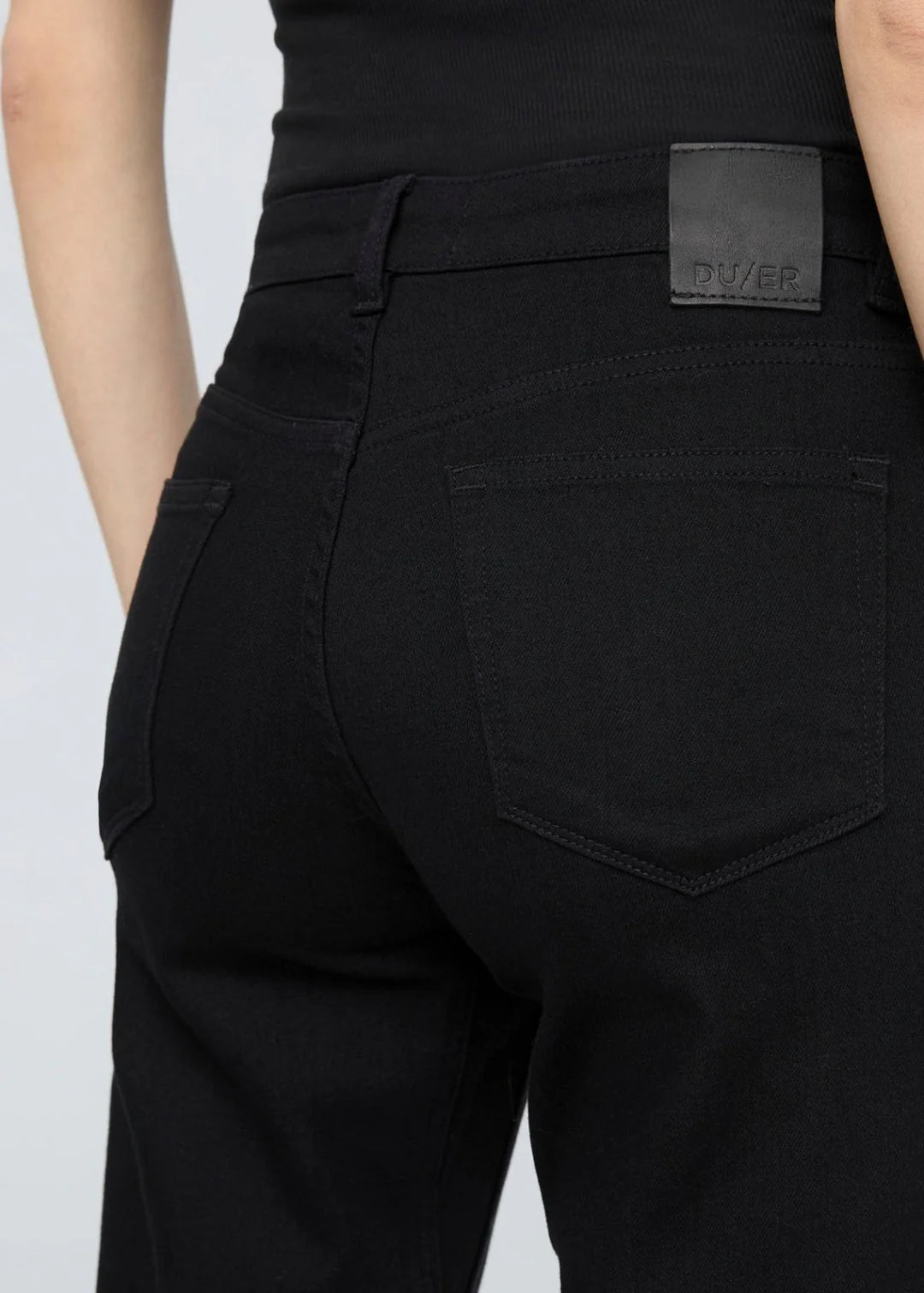 DUER Ws Performance Denim Girlfriend Jean