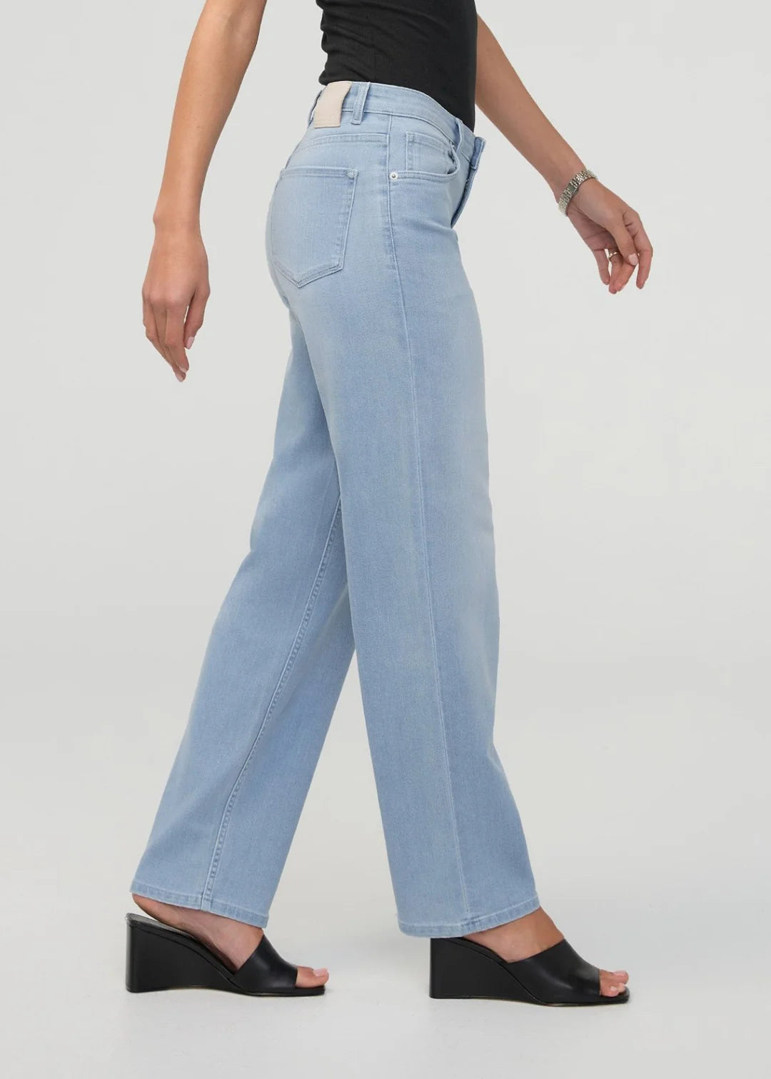 DUER Performance Denim Mid Rise Straight Women's