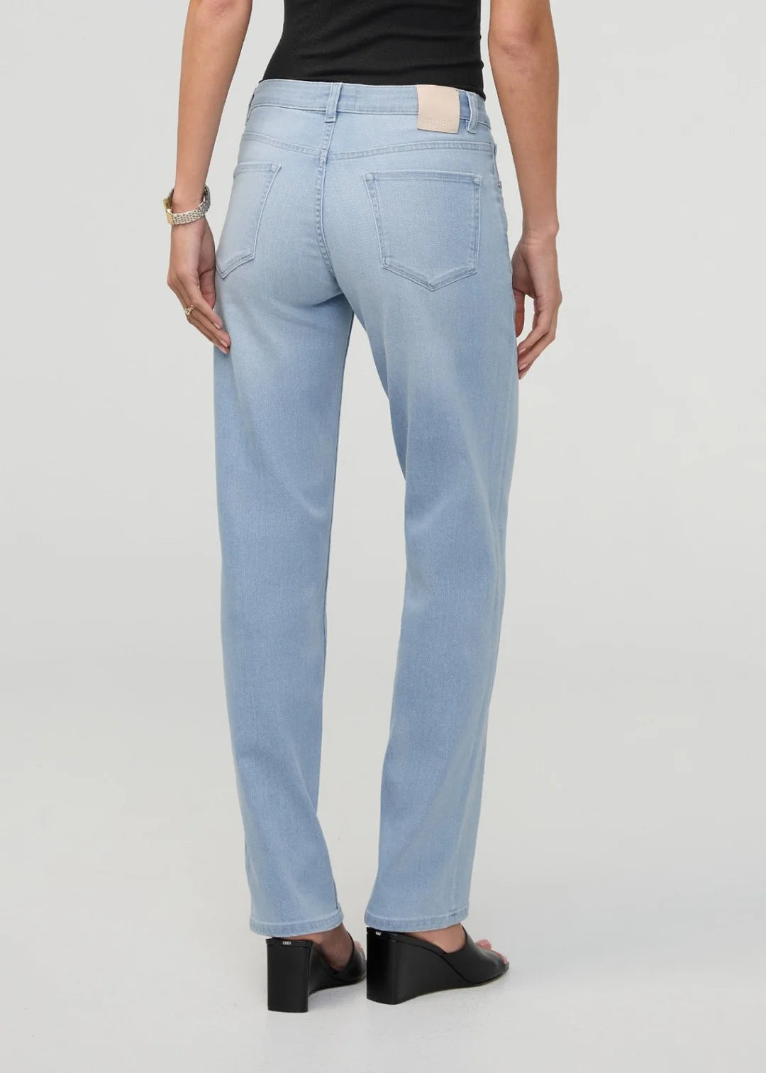 DUER Performance Denim Mid Rise Straight Women's