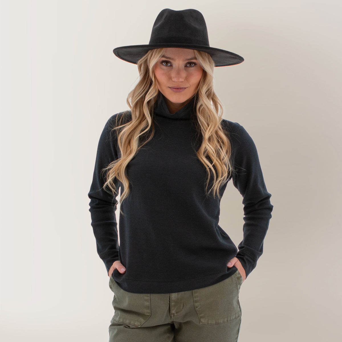 AVENTURA Tiffi Cowl Neck