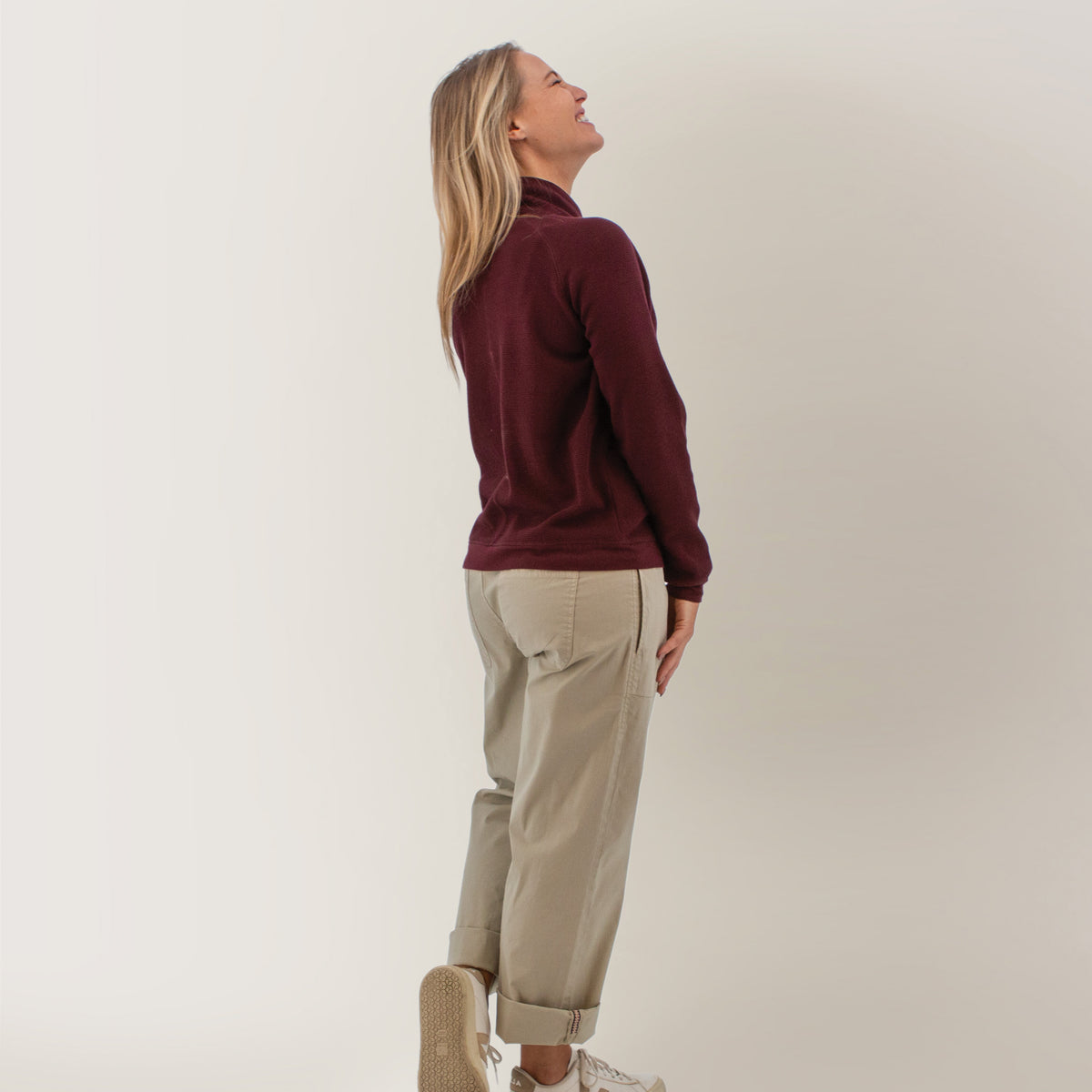 AVENTURA Tiffi Cowl Neck
